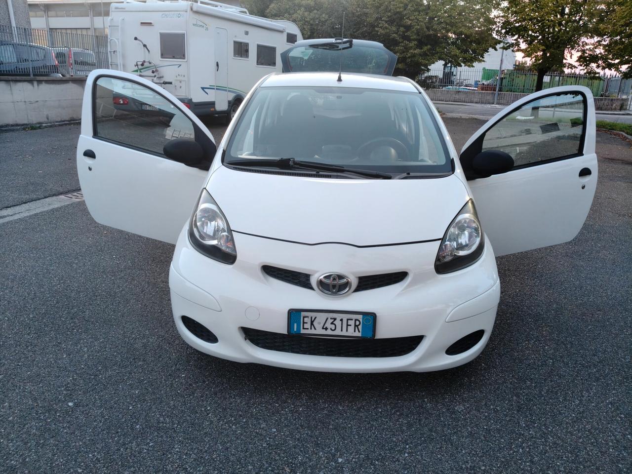 Toyota Aygo 1.0 SOLO 76.000 KM NAV