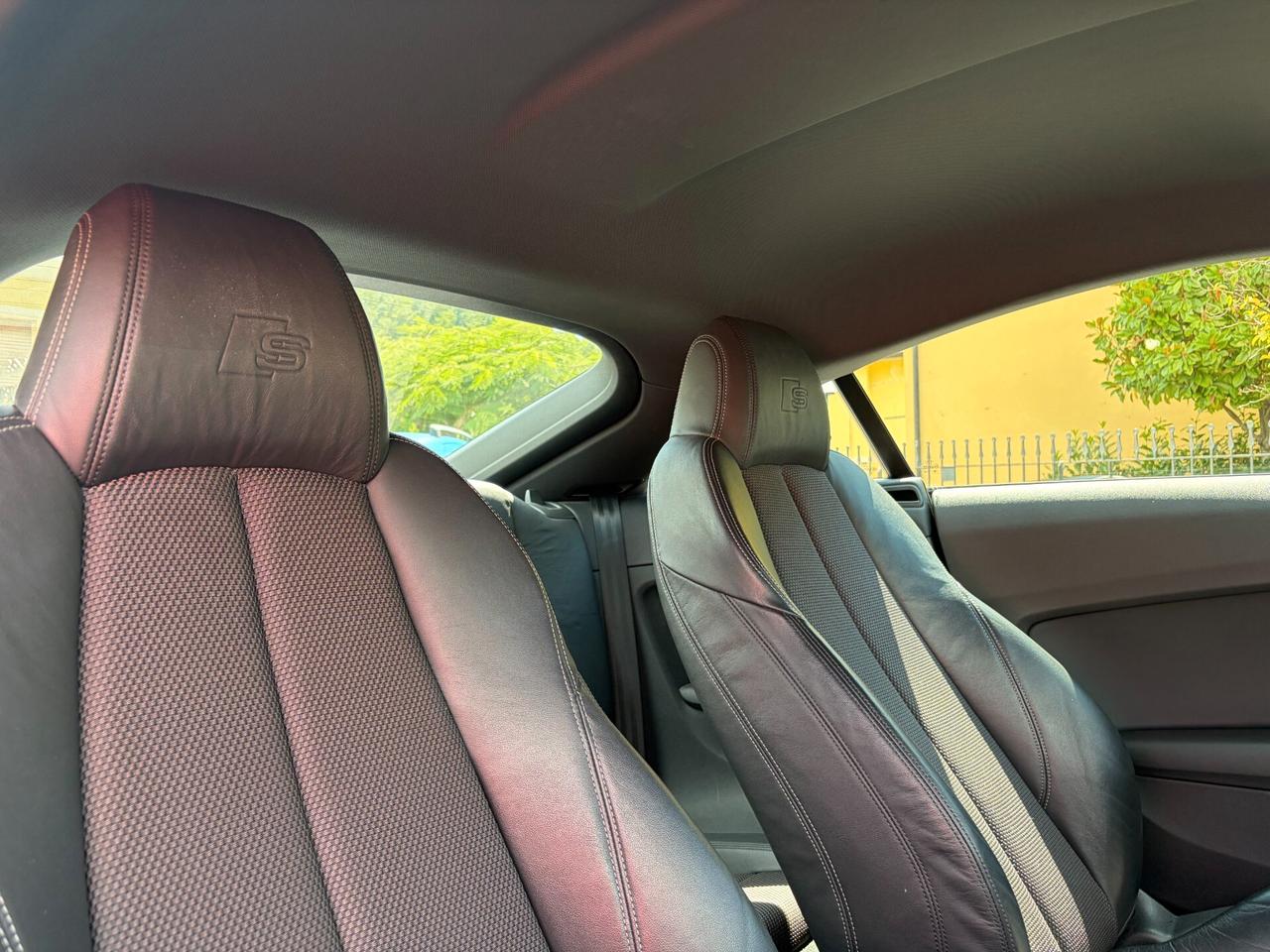 Audi TT Coupé 2.0 TDI ultra