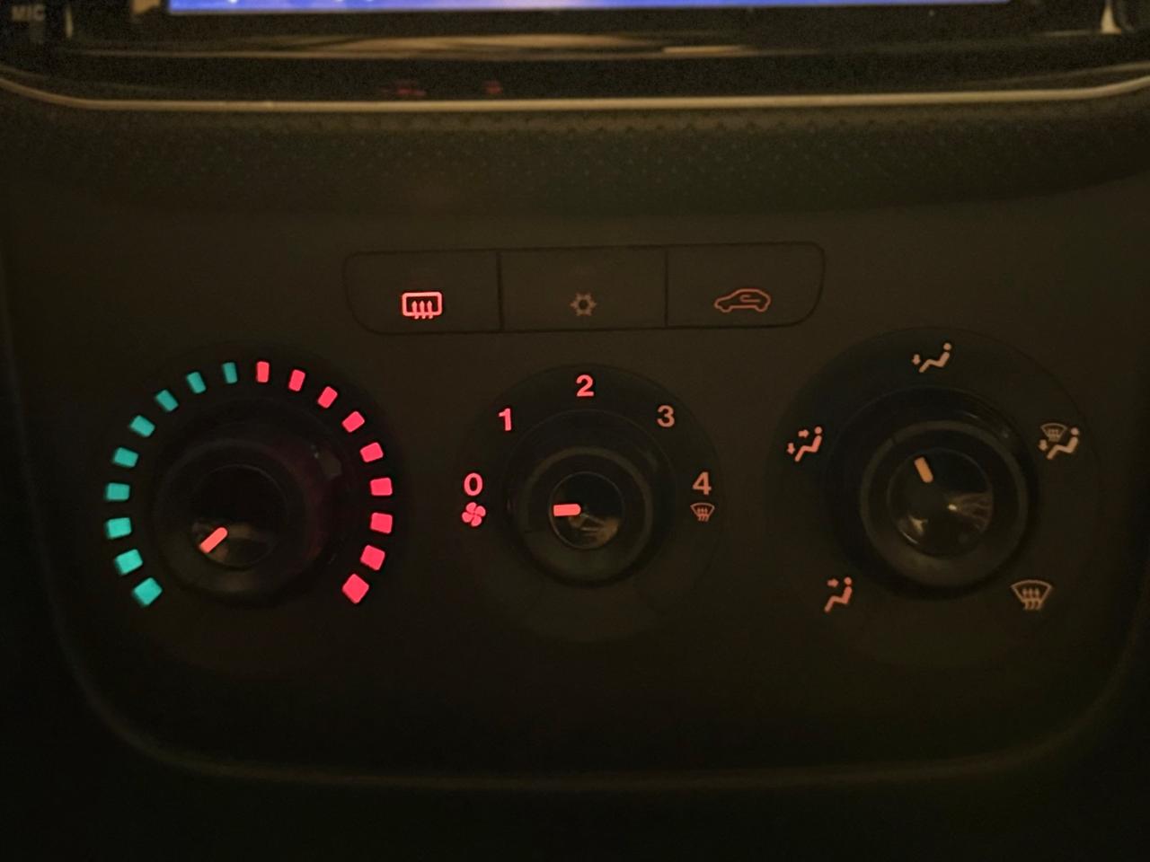 BELLISSIMA FIAT PUNTO CON SOLI 61.599 KM IN OTTIME CONDIZIONI