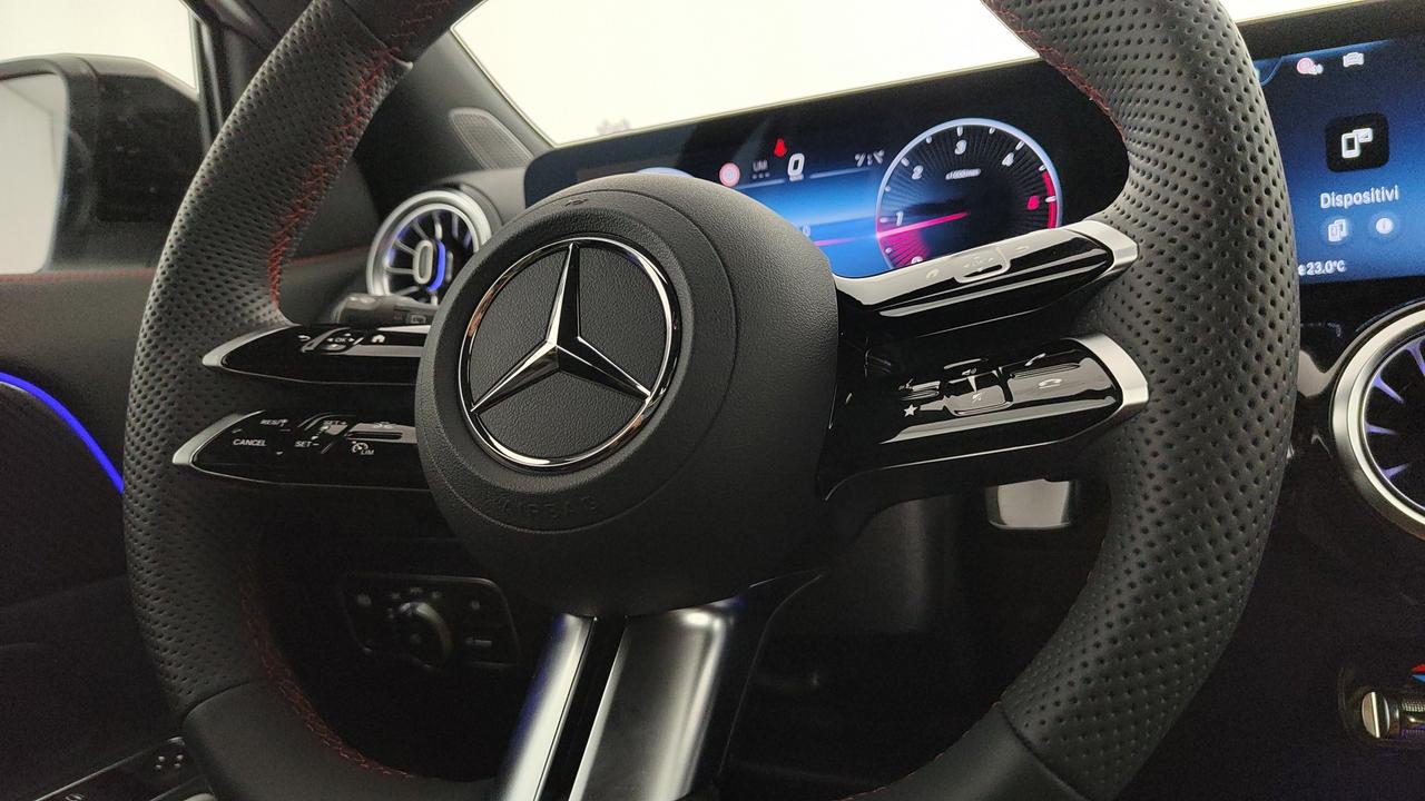 Mercedes-Benz GLA 200 d Automatic 4MATIC