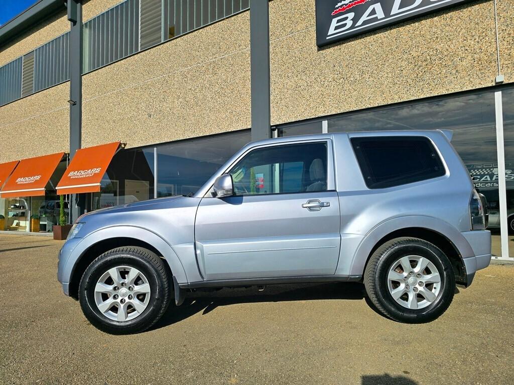 Mitsubishi Pajero 3.2 DI-D 190CV INSTYLE