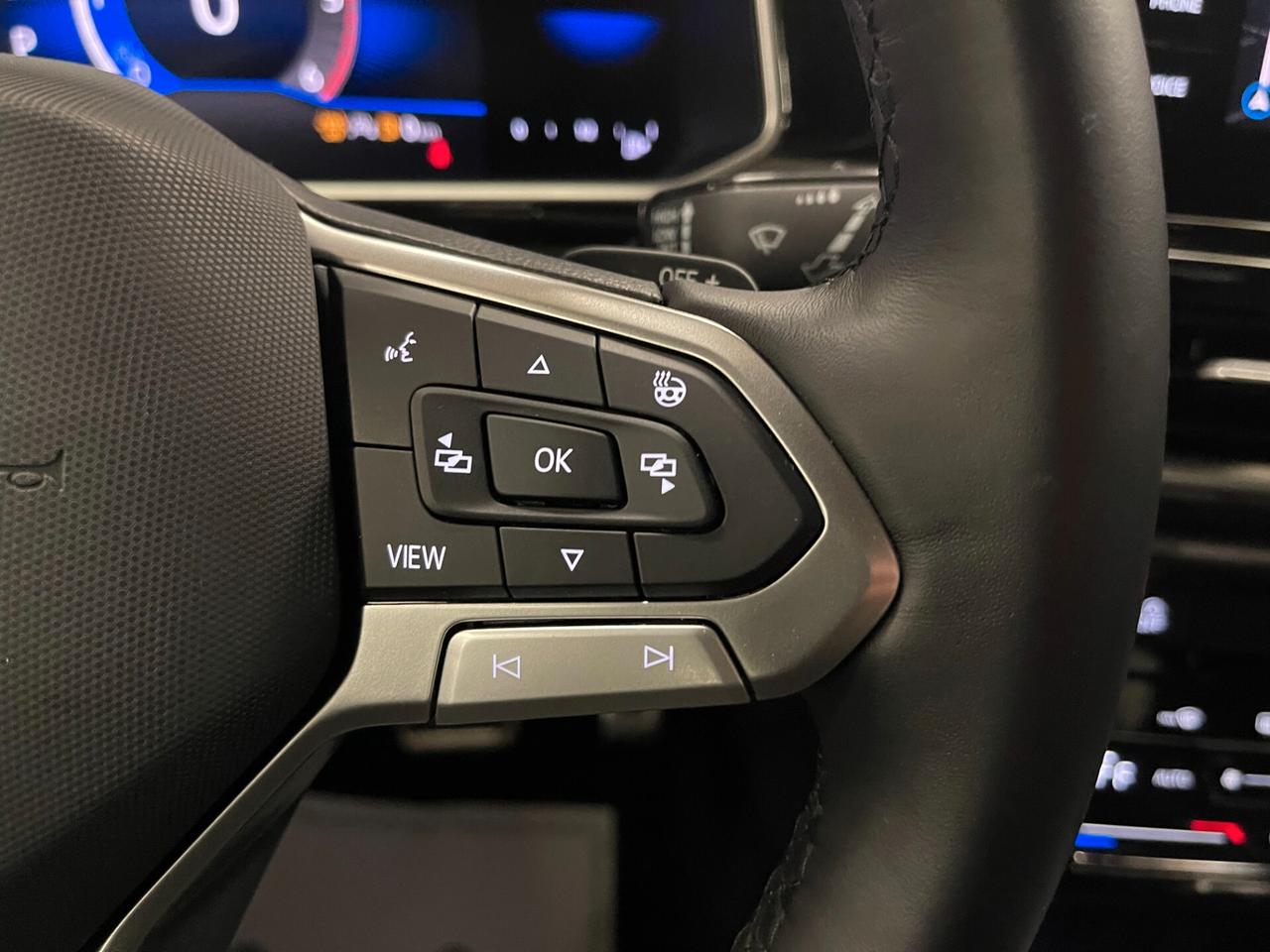 Volkswagen T-Roc 2.0 TDI SCR 150 CV DSG R-Line