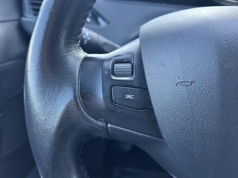 Peugeot 208 PureTech 82 5p Active TAGLIANDO E GARANZIA