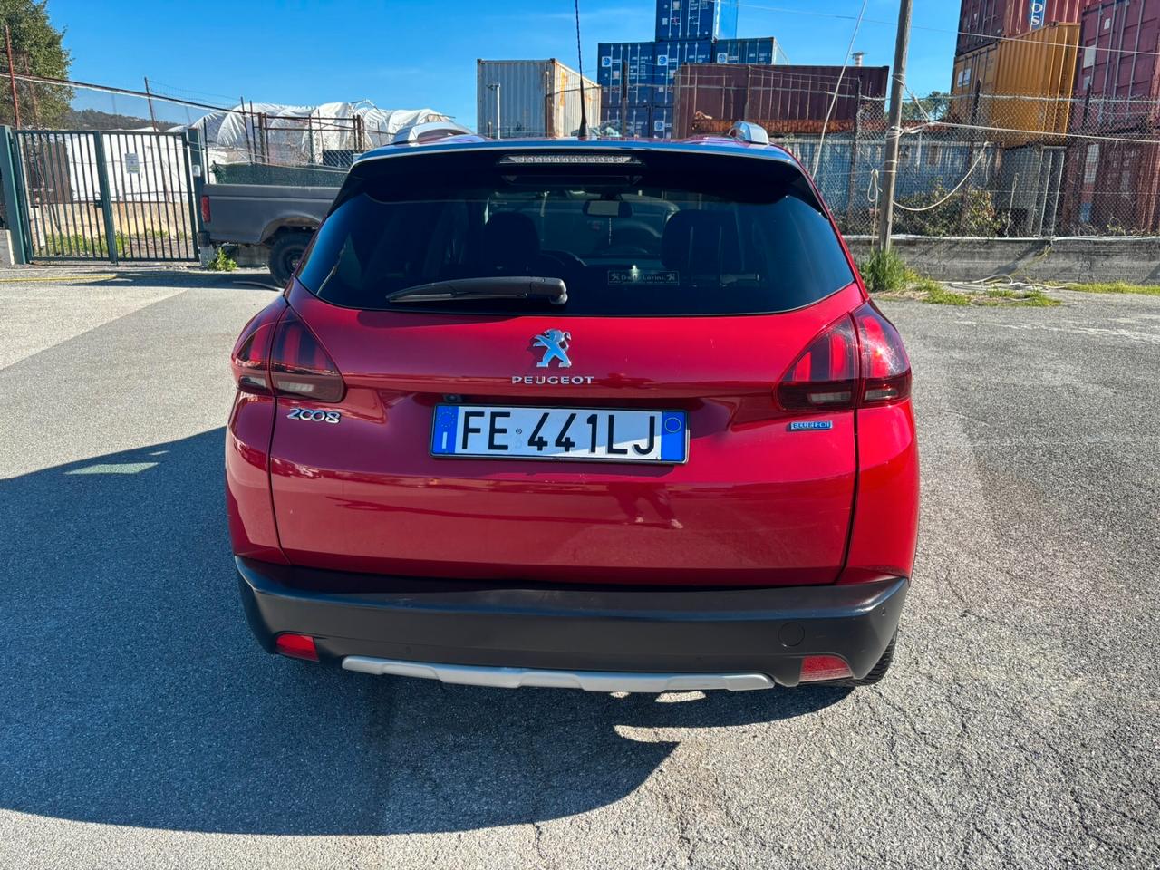 Peugeot 2008 BlueHDi 100 Allure