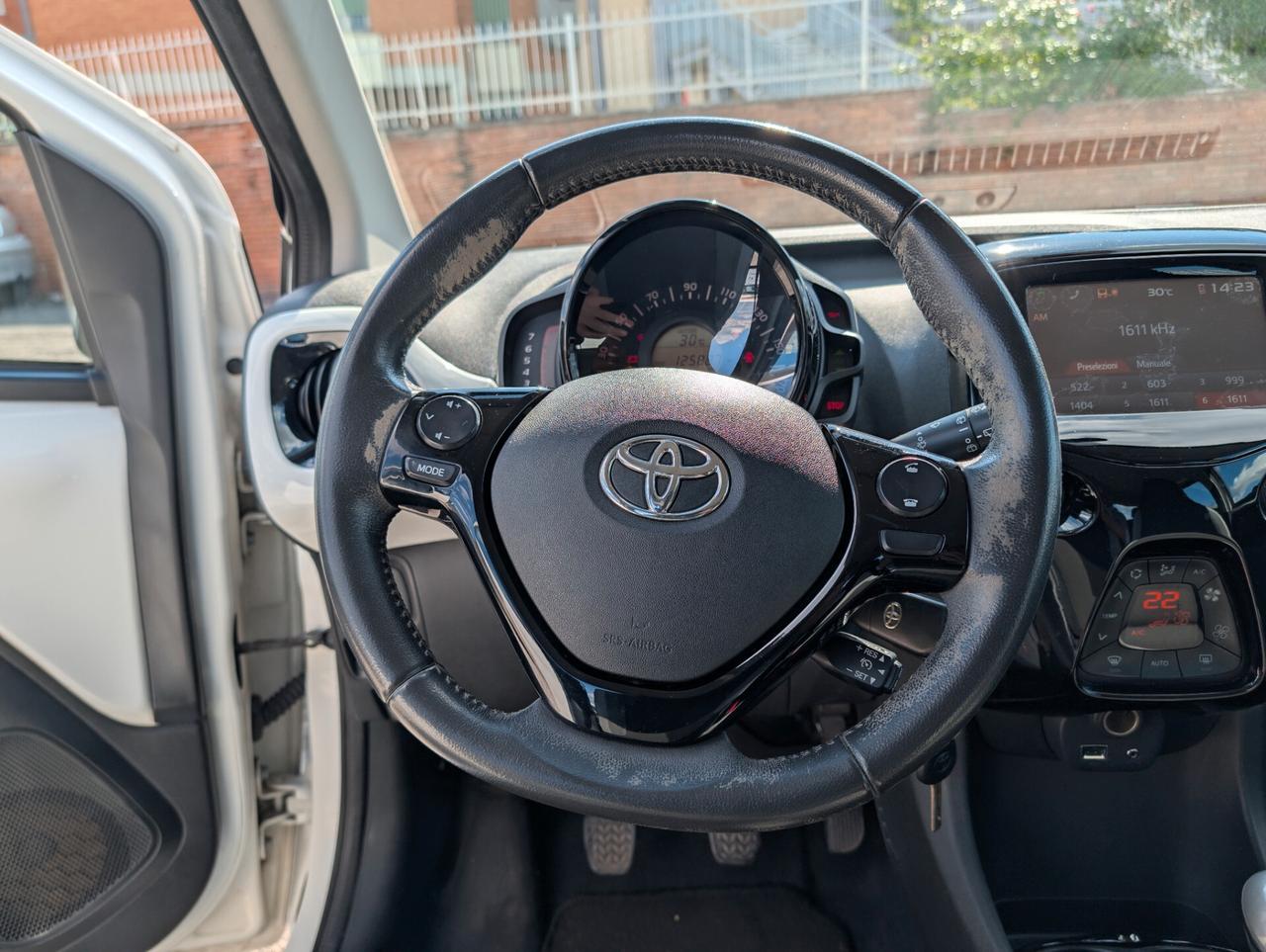 Toyota Aygo 1.0 VVT-i 69 CV 5 porte x-cool