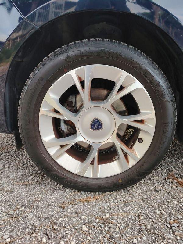 Lancia Ypsilon Ypsilon 1.3 MJT 16V 95 CV 5 porte S&S Silver