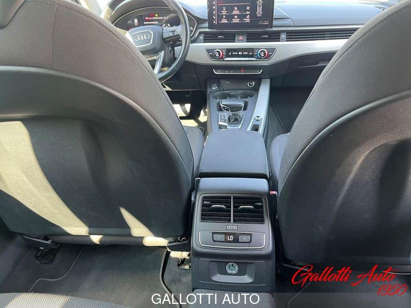 Audi A4 30 2.0 tdi mhev S line Edition 136cv s-tronic