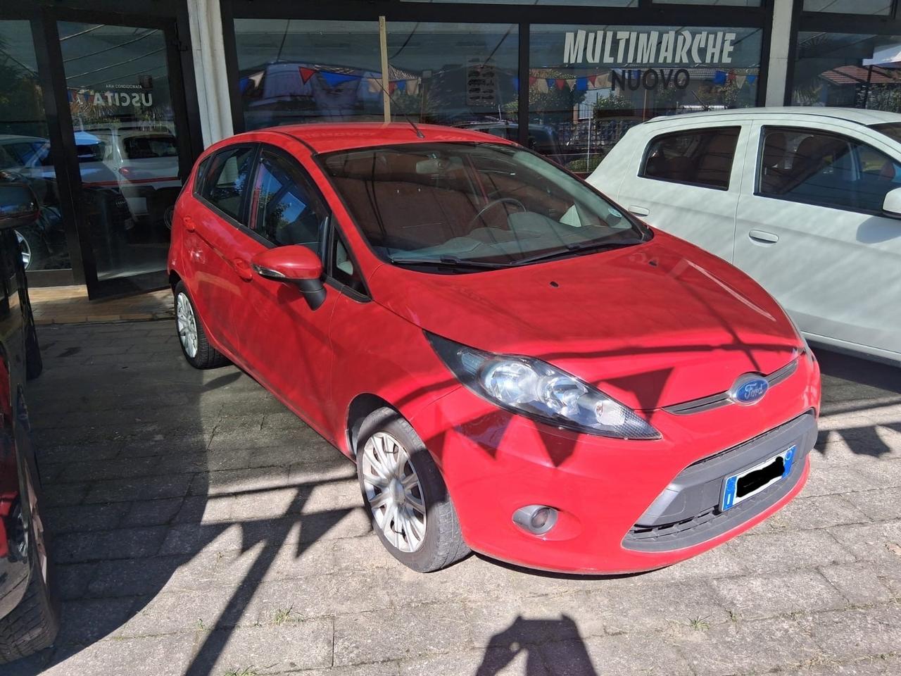 Ford Fiesta 1.2 82 CV 5P TITANIUM