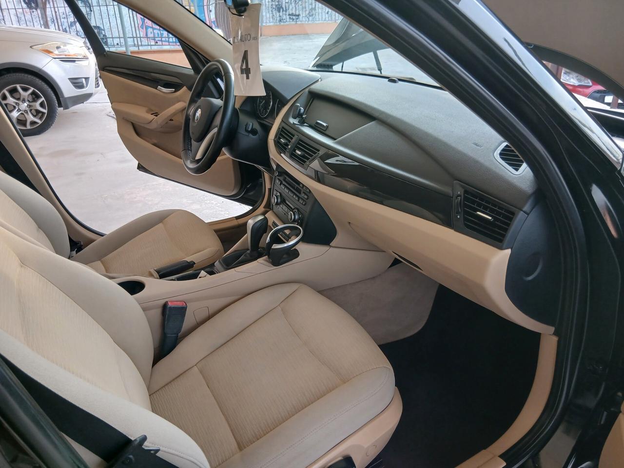 Bmw X1 xDrive20d automatica 177cv full 11