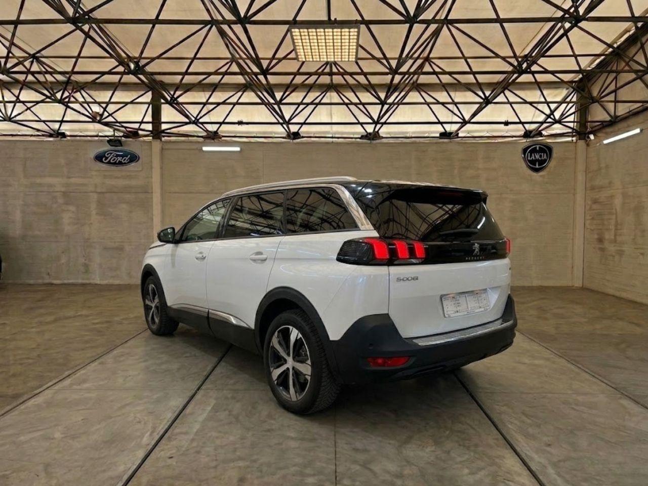 PEUGEOT 5008 II 2021 - 5008 1.5 bluehdi Allure Pack s&s 130cv eat8