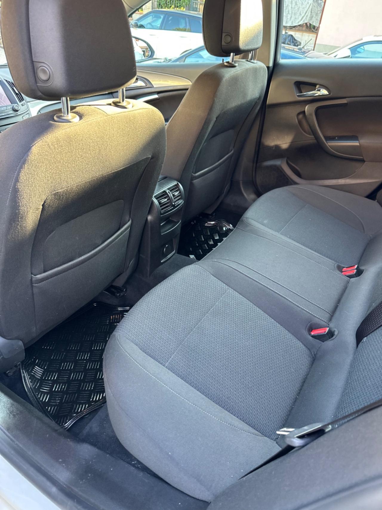 Opel INSIGNA 2.0 CDTI COSMO UNICOPR KMCERT GARANZ