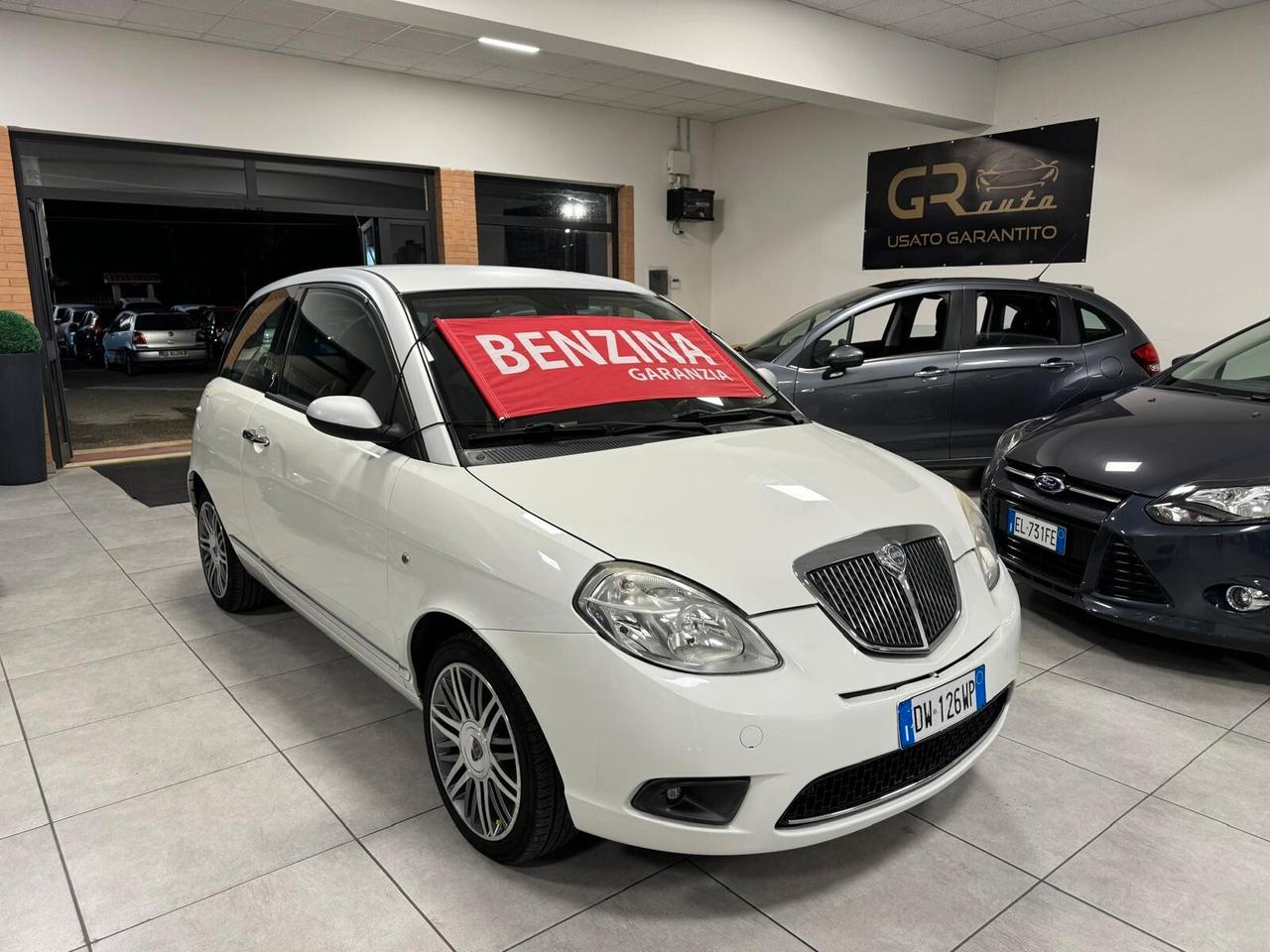 Lancia Ypsilon 1.2 BENZ PLATINO NEOPATENTATI 2009