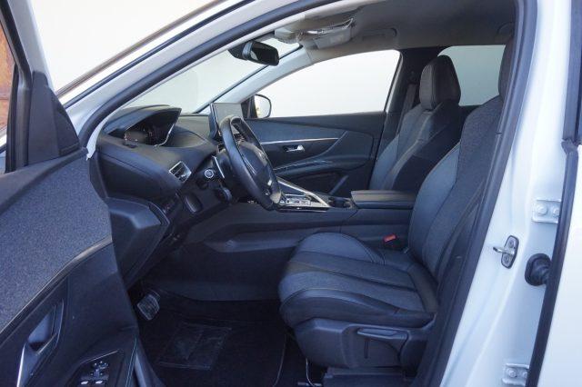 PEUGEOT 3008 BlueHDi 130 S&S EAT8 Allure Pack