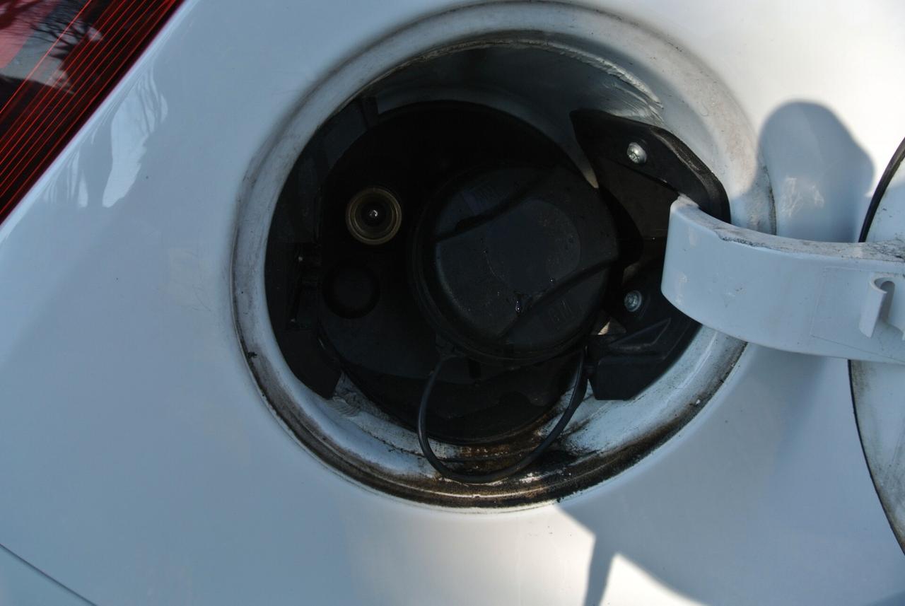 Opel Corsa 1.4 90CV GPL Tech Coupé n-Joy