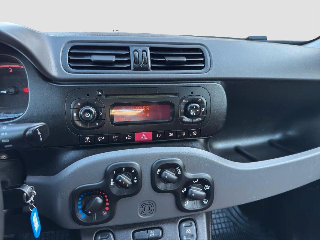 Fiat Panda 1.3 MJT 75 CV Lounge 2014