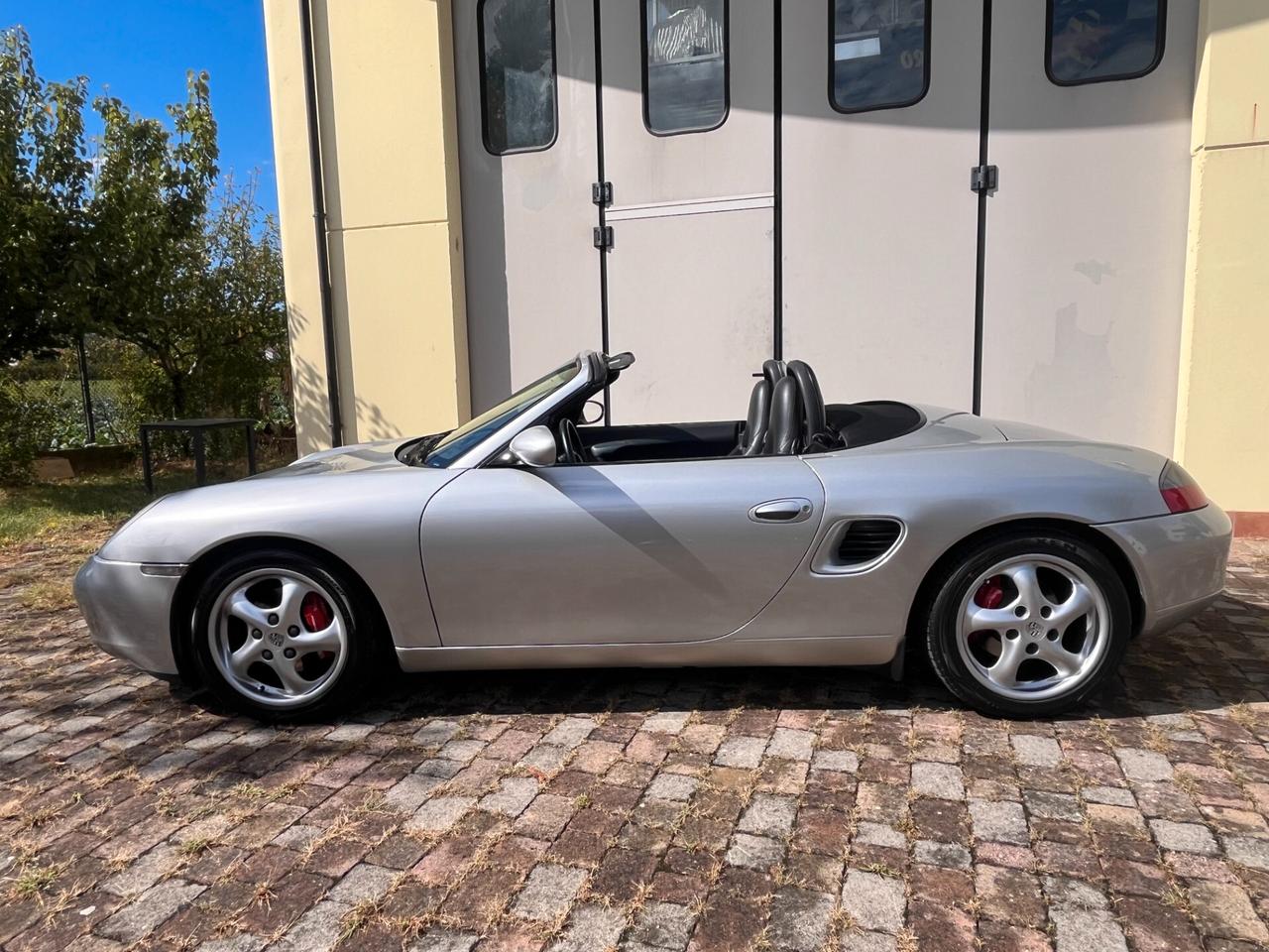 Porsche Boxster 2.5i 24V cat