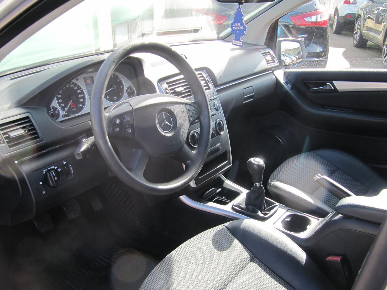 Mercedes-benz B 180 NGT BlueEFFICIENCY - benzgpl
