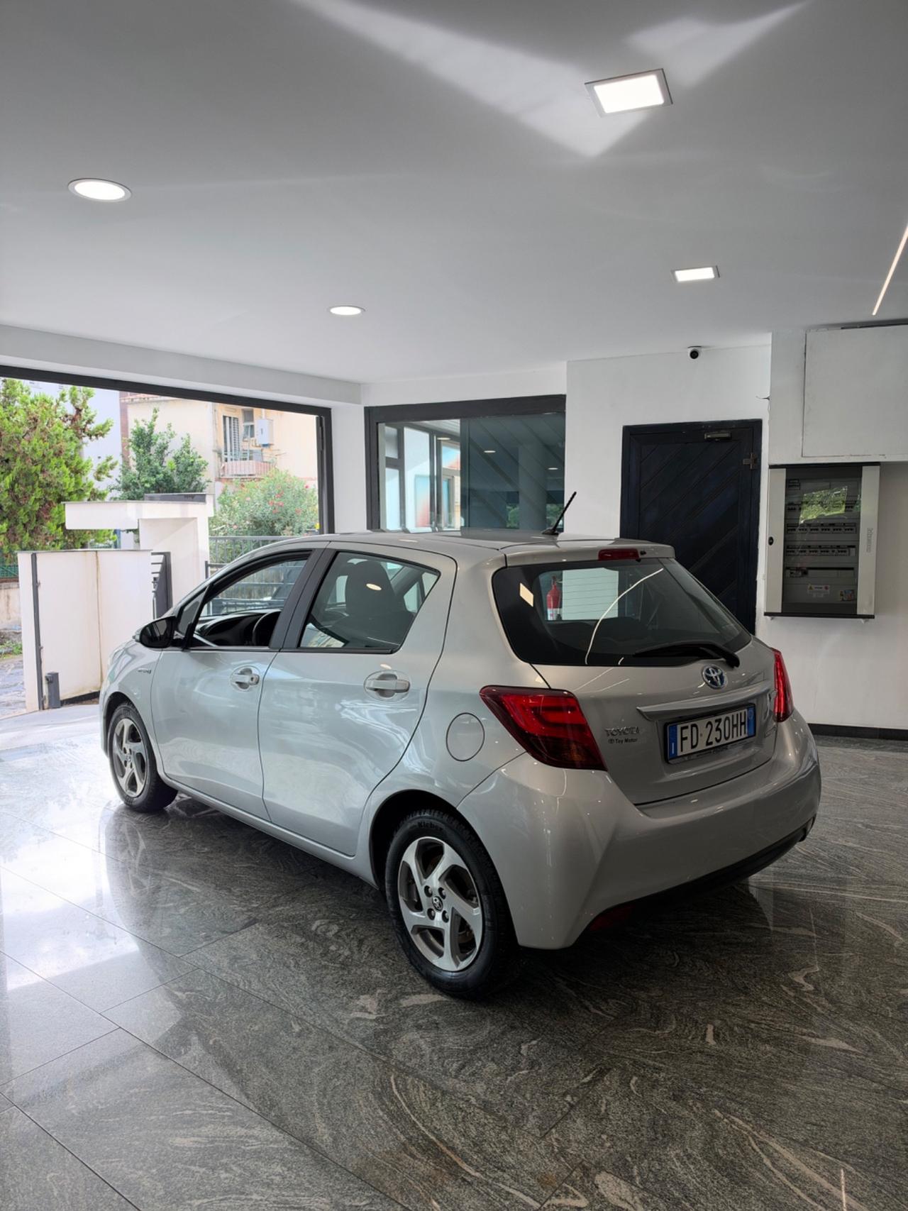 Toyota Yaris 1.5 Hybrid 5 porte Active