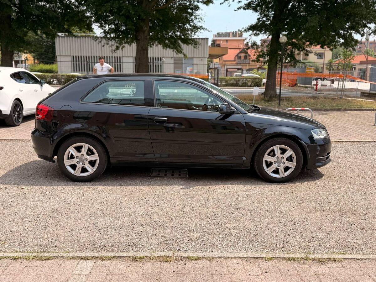 Audi A3 3 Porte A3 1.6 tdi Ambiente