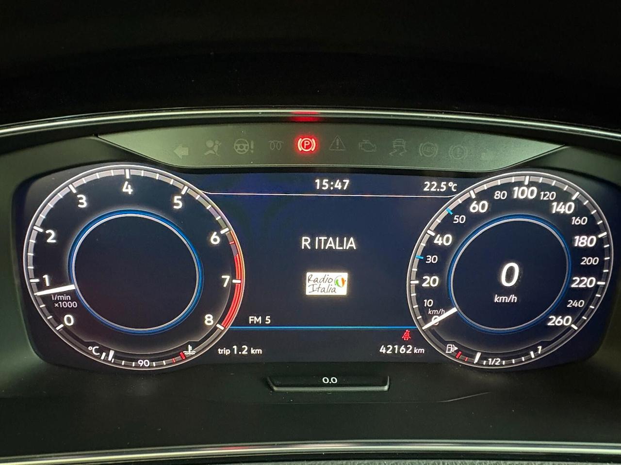 Volkswagen Golf 1.5 TSI 5p. R-LINE