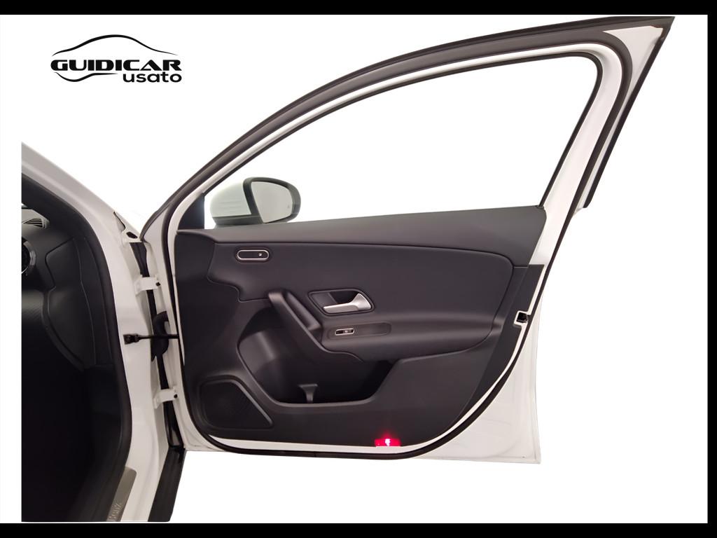 Mercedes-Benz Classe A - W177 2023 - A 180 d Advanced auto