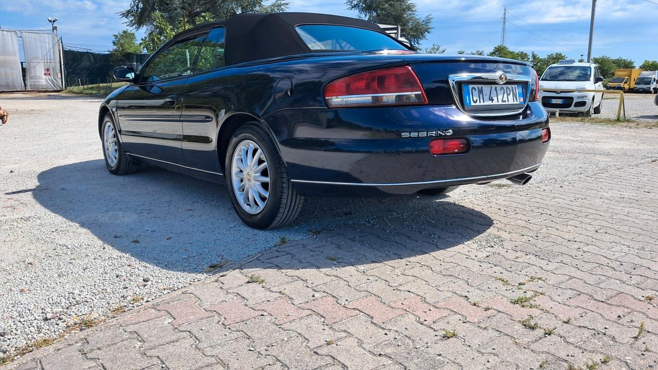 Chrysler Sebring 2.7 V6 24V cat LX Cabrio Autost.