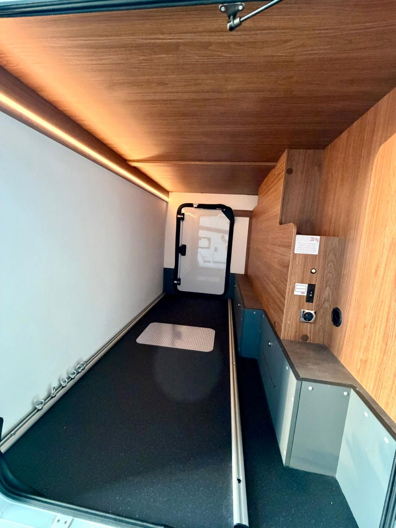 Laika L 2009 Ecovip Titanio