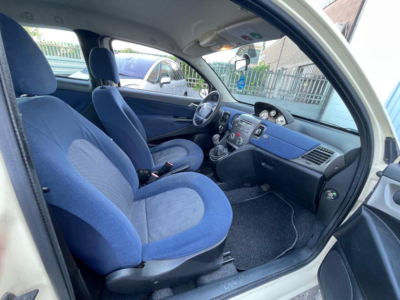 Lancia Ypsilon 1.2 Oro
