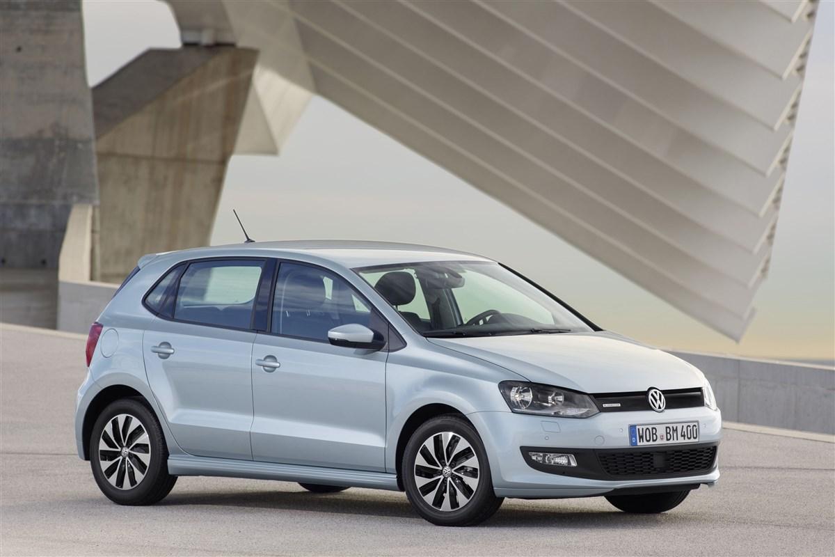 VOLKSWAGEN Polo V 2014 - Polo 5p 1.0 mpi Comfortline 75cv