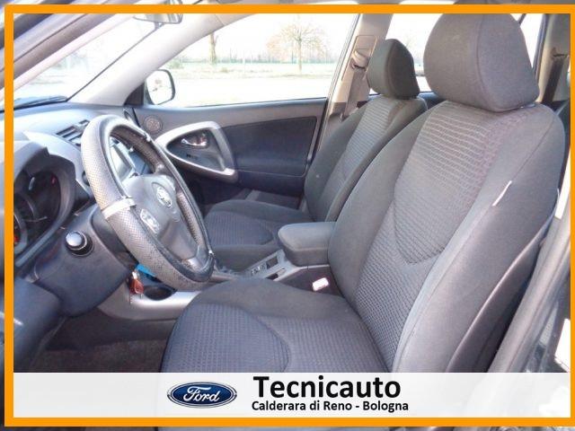 TOYOTA RAV 4 2.2 D-4D 177 CV Sol Plus 4WD NAVIGATORE