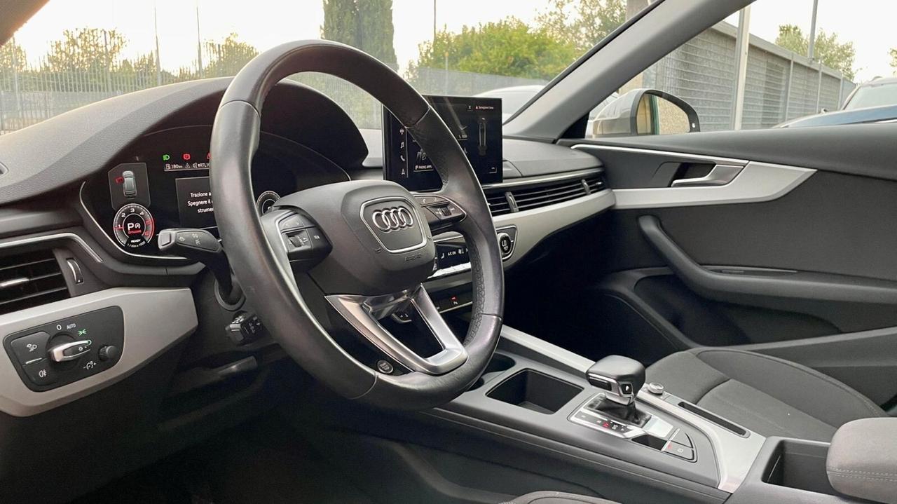 Audi A4 Avant 40 TDI S tronic line edition