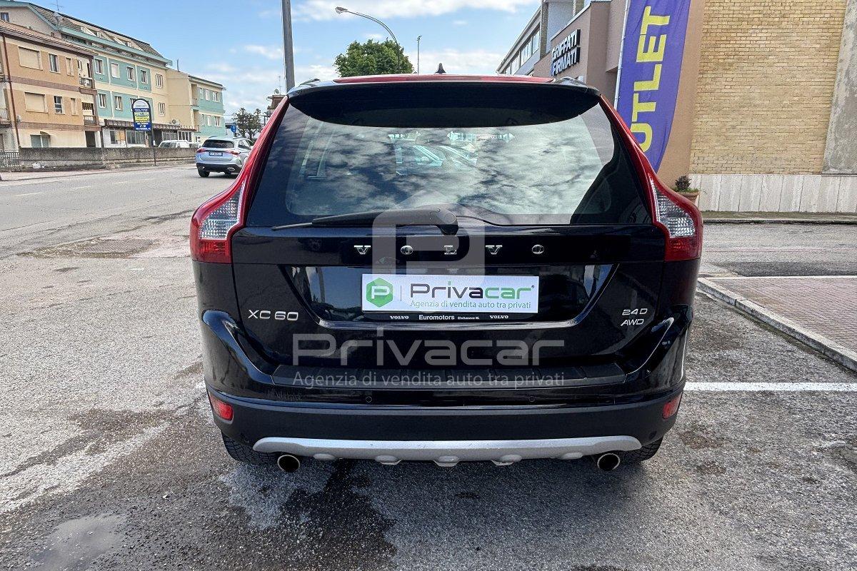 VOLVO XC60 2.4 D 163 CV AWD Geartronic Momentum