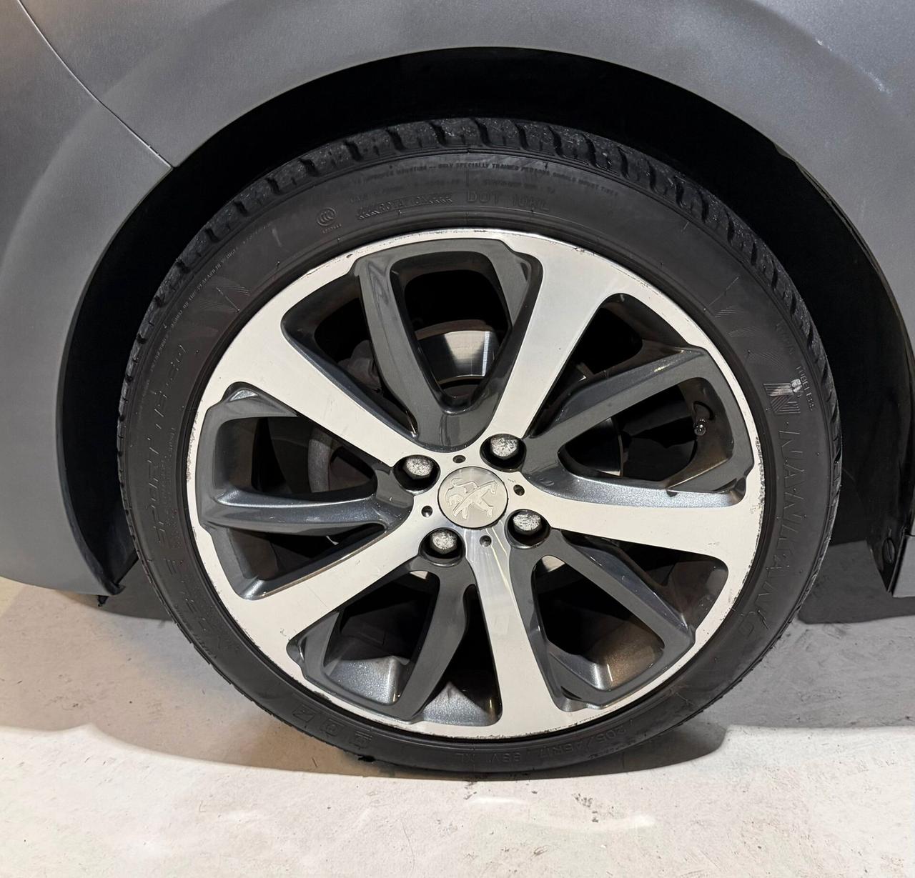 Peugeot 208 OFFERTA LIMITATA ENTRO 15/12 Benzina Automatico Tetto Opaco