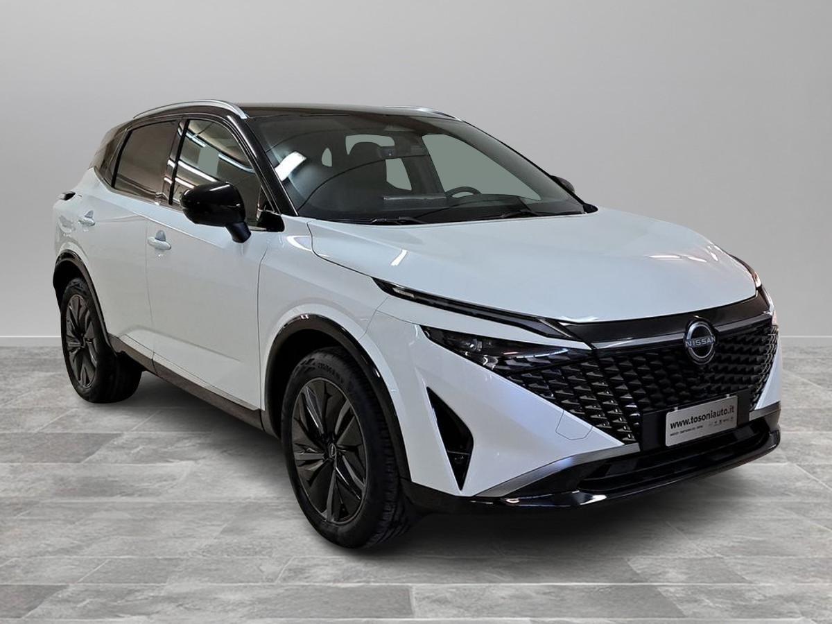 NISSAN QASHQAI TEKNA MHYB 140CV MT 2WD