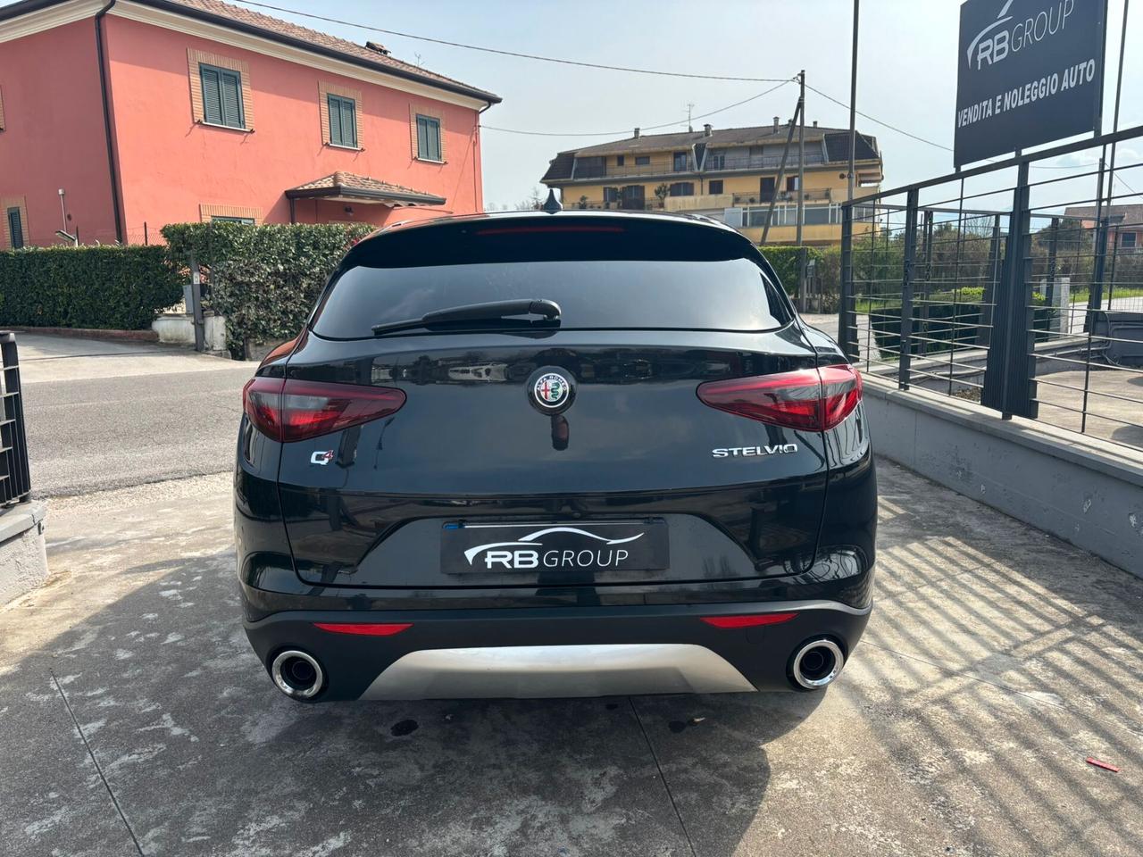 Alfa Romeo Stelvio 2.2 Turbodiesel 210 CV AT8 Q4 Super