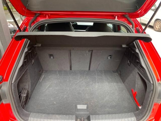 Audi A3 Sportback 30 TFSI G-Tron S-Tronic S-Line Edition