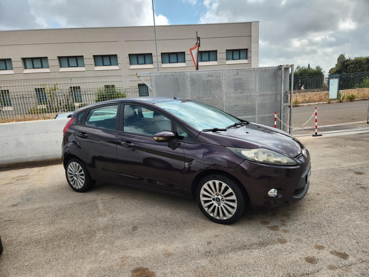 Ford Fiesta 1.4 TDCi 5p. Ghia