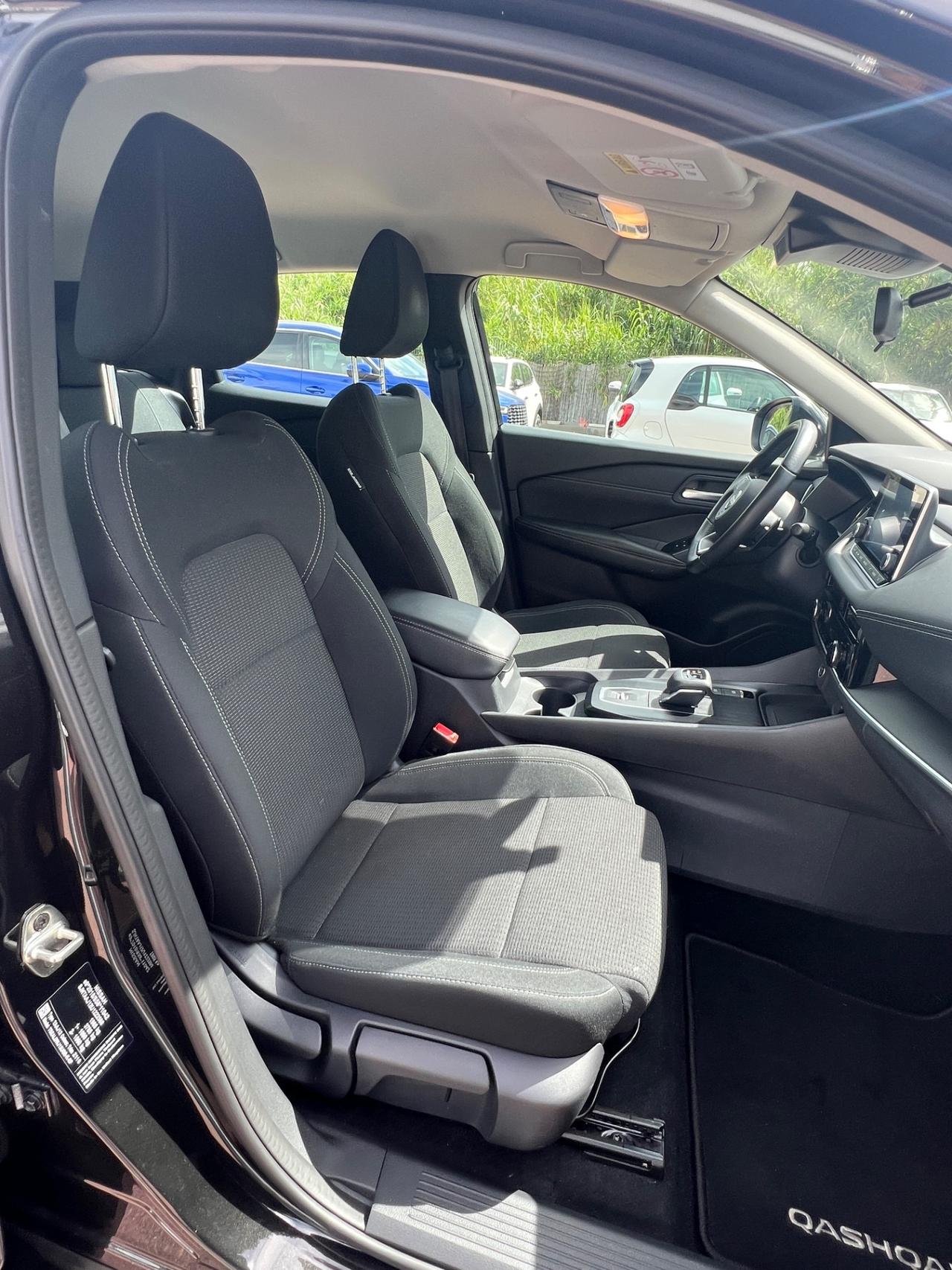 Nissan Qashqai MHEV 140 CV Business