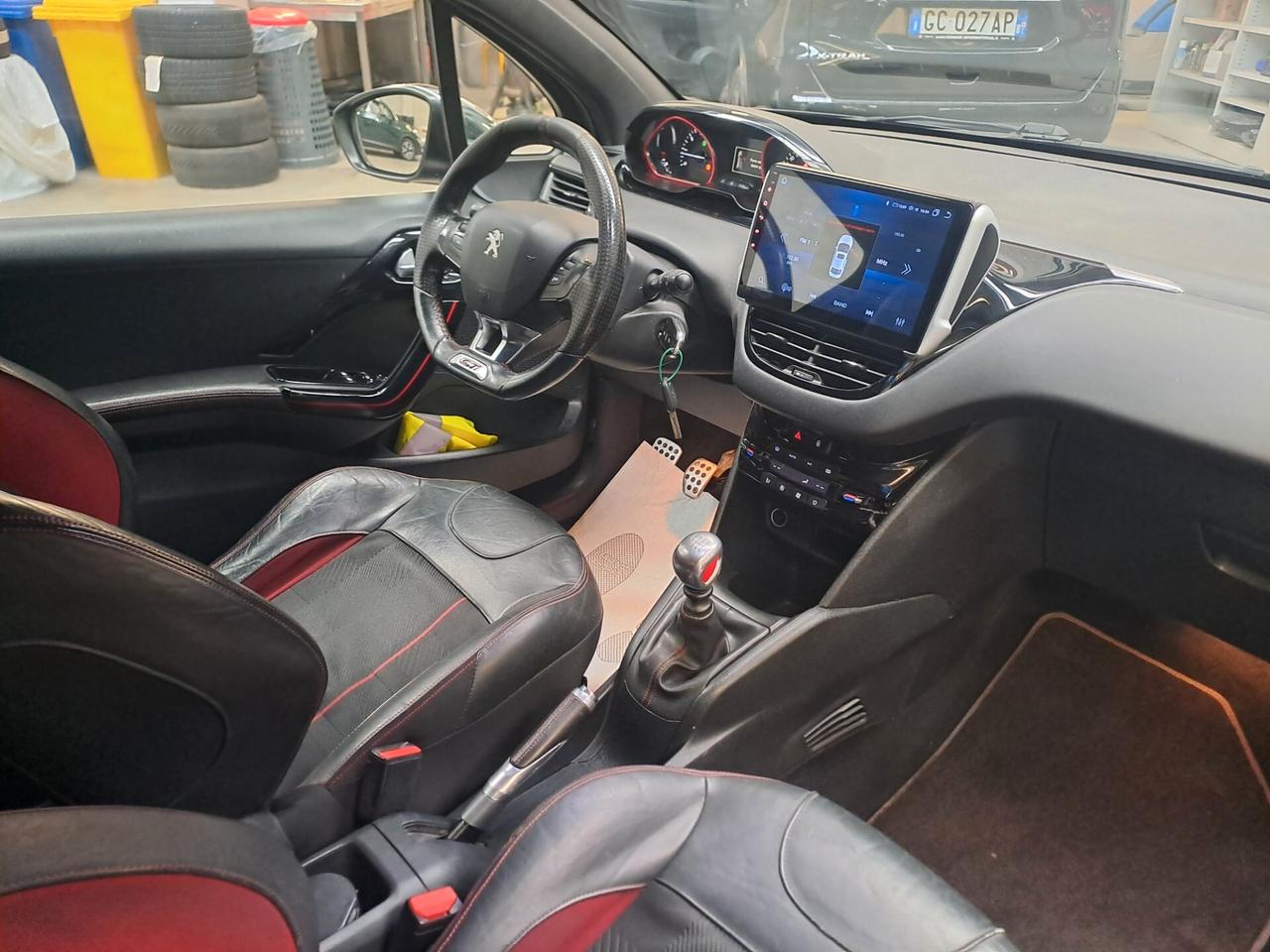 PEUGEOT 1.6 GTI 208 cv E6