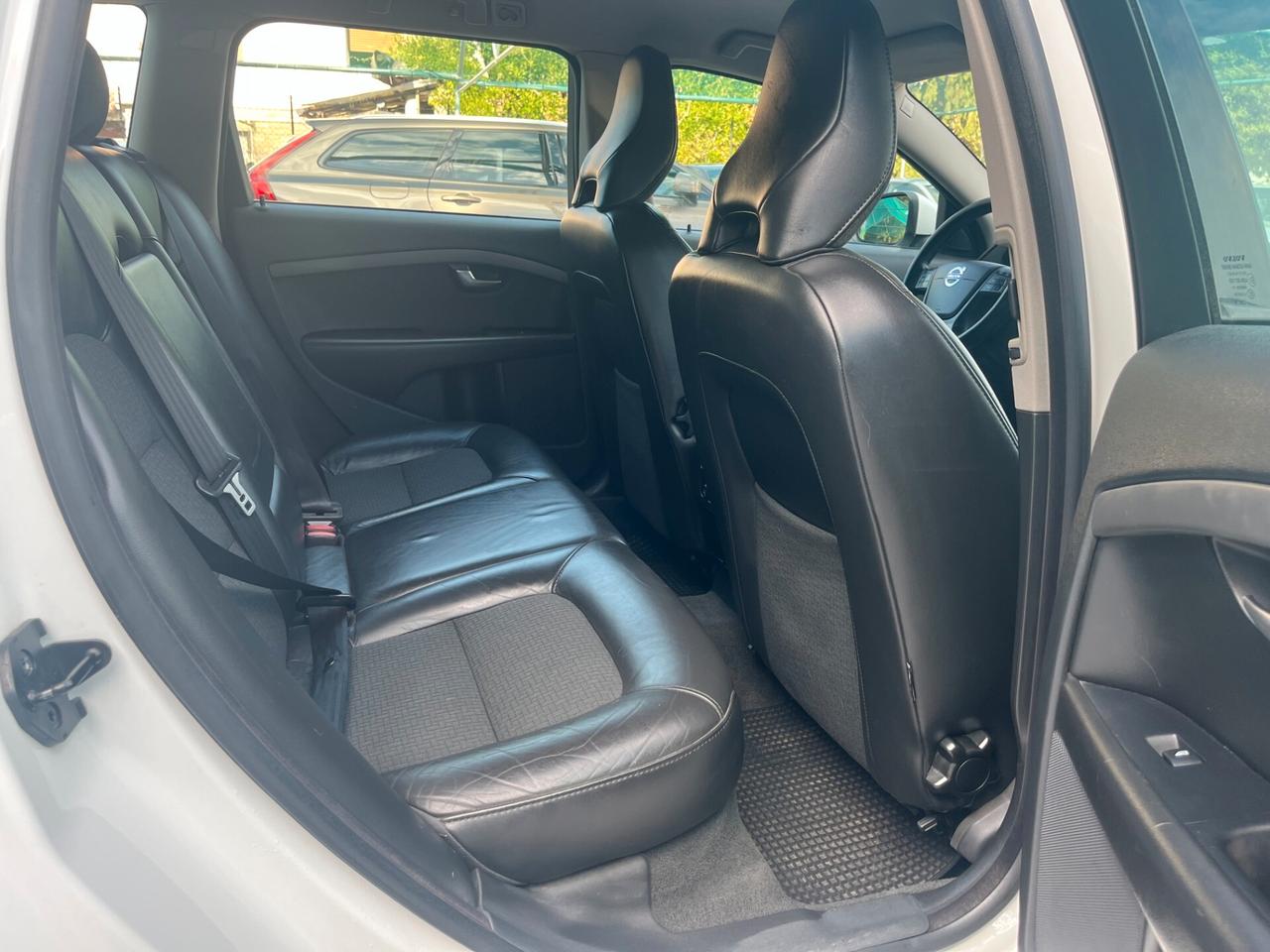 Volvo V70 2.0 D POLAR