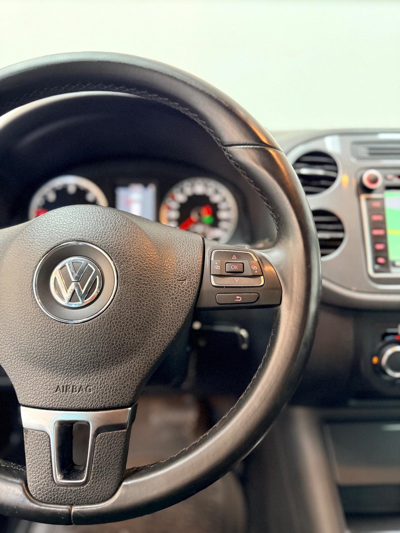 Volkswagen Tiguan 2.0 TDI 140CV 4MOTION DSG Sport & Style EURO 5B NEOPATENTATI