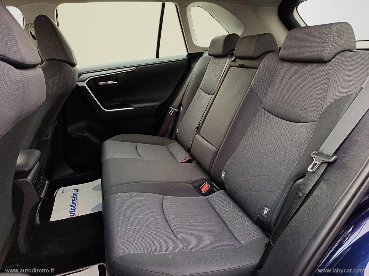 TOYOTA RAV4 2.5 E-CVT AWD-i Business