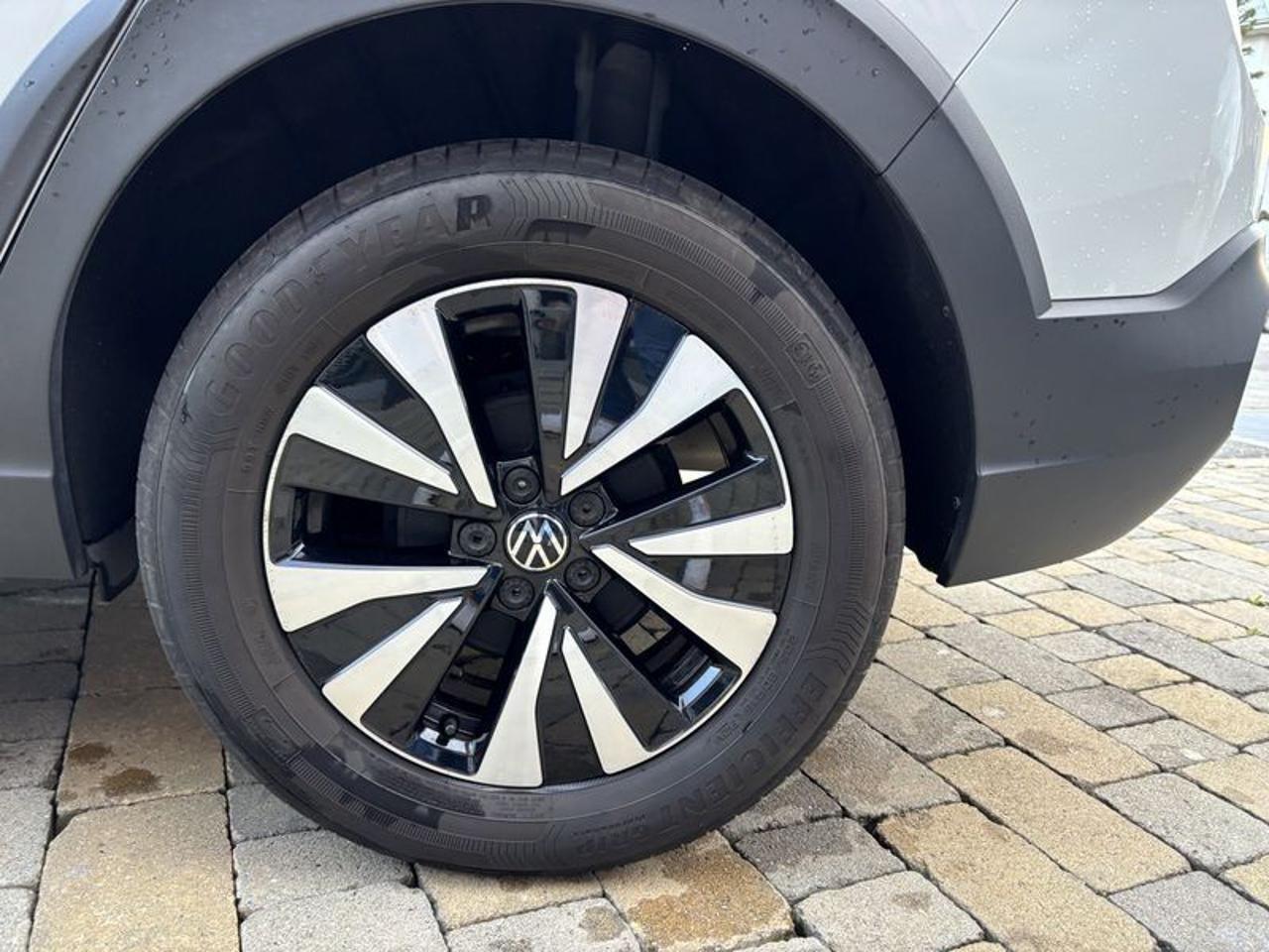 Volkswagen Taigo 1.0 TSI 95 CV Life LED-NAVI-CAM-16"