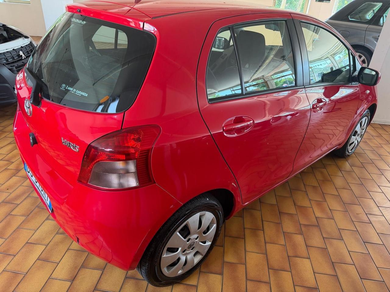 Toyota Yaris 1.0 benz 2007