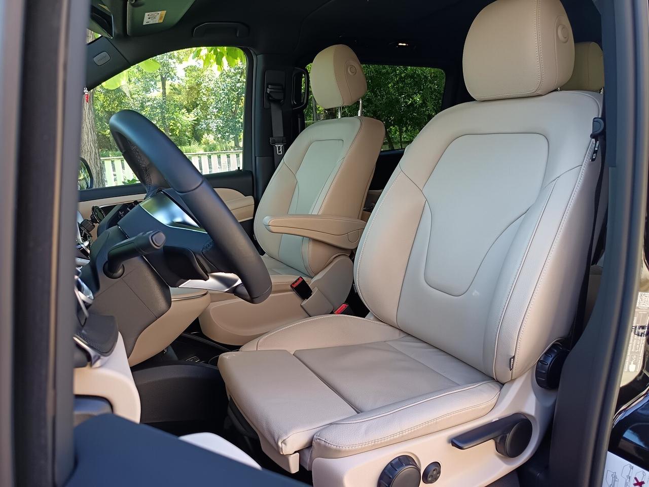 MERCEDES-BENZ V 300 d Automatic 4Matic AVANGAR