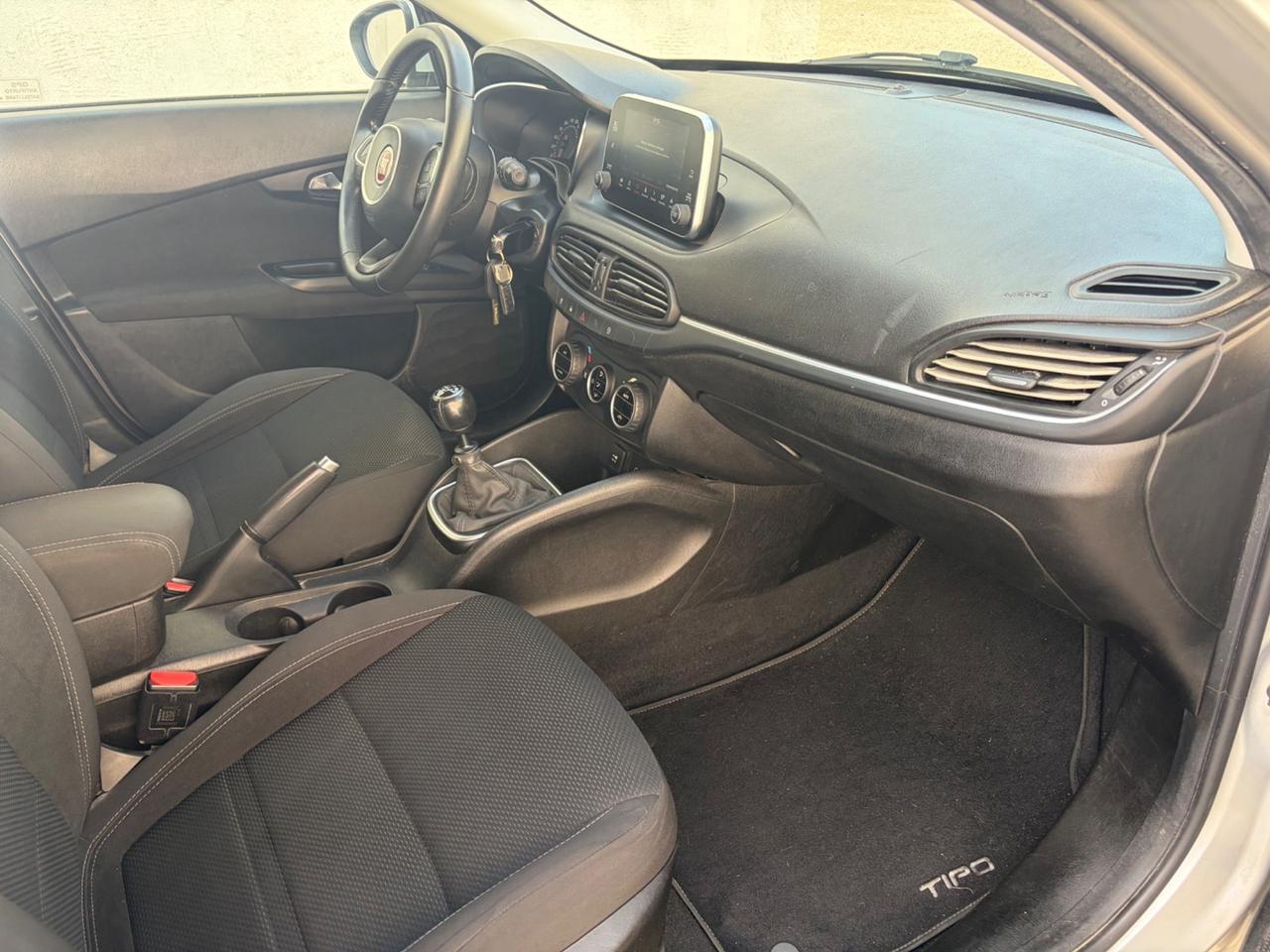 Fiat Tipo 1.6 MULTIJET Lounge “MANIACALE”