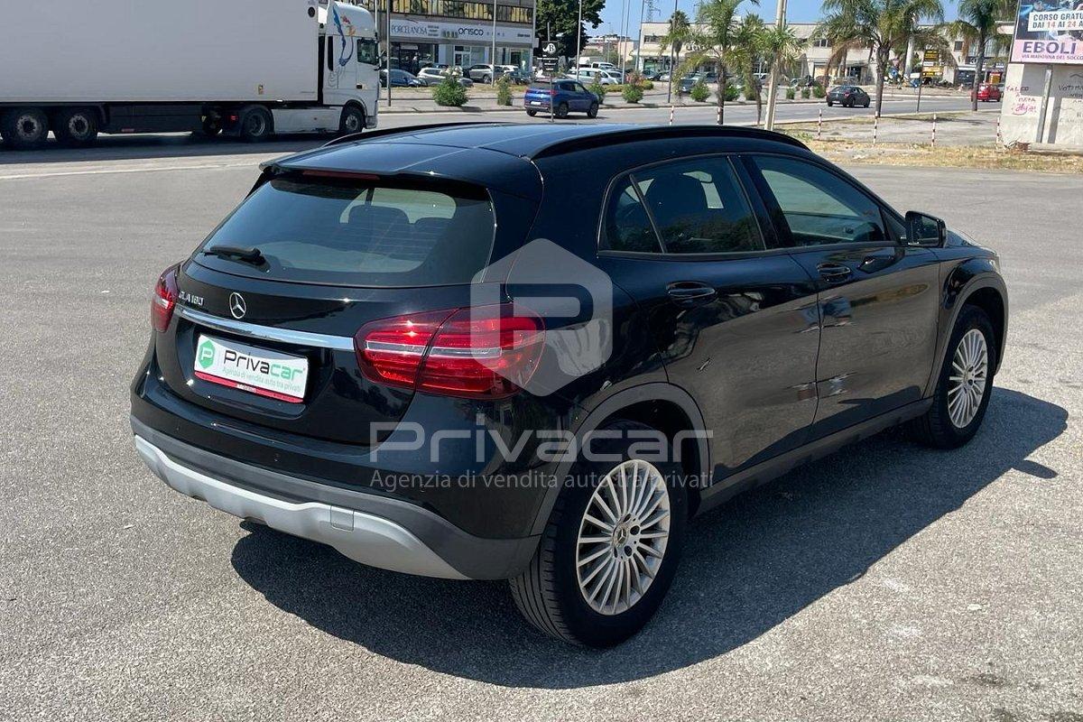 MERCEDES GLA 180 Business