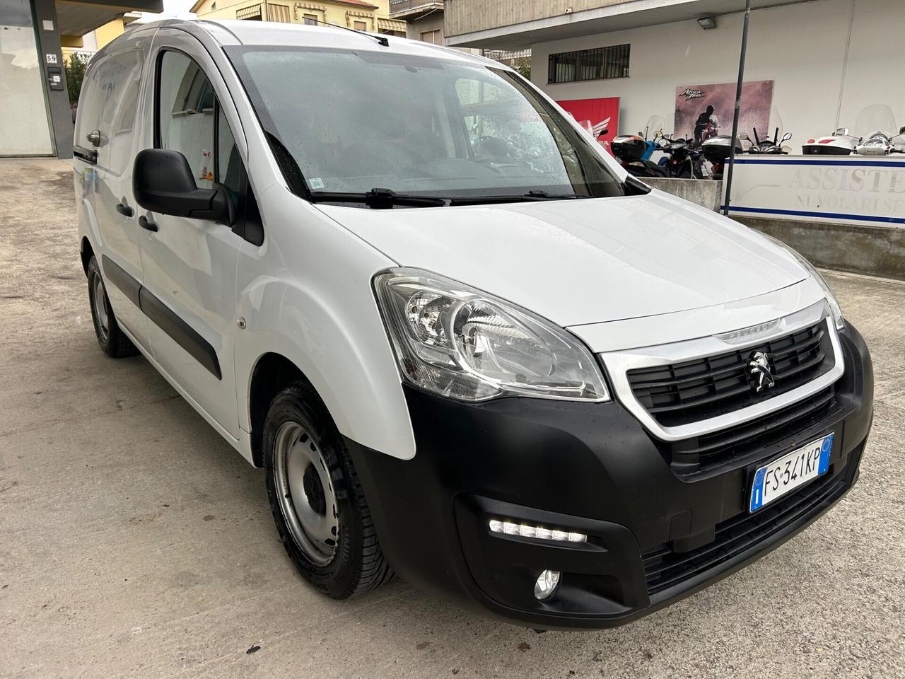 Peugeot PARTNER 1.6 HDI 3 POSTI “ COME NUOVO”