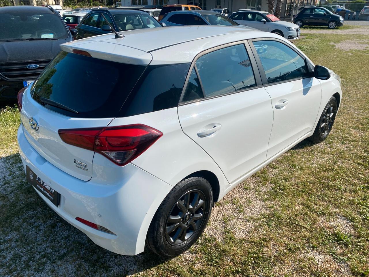 HYUNDAI - i20 - 1.2 GPL 5p. Blackline - NEOPATENTATI - FINANZIABILE - PERMUTE
