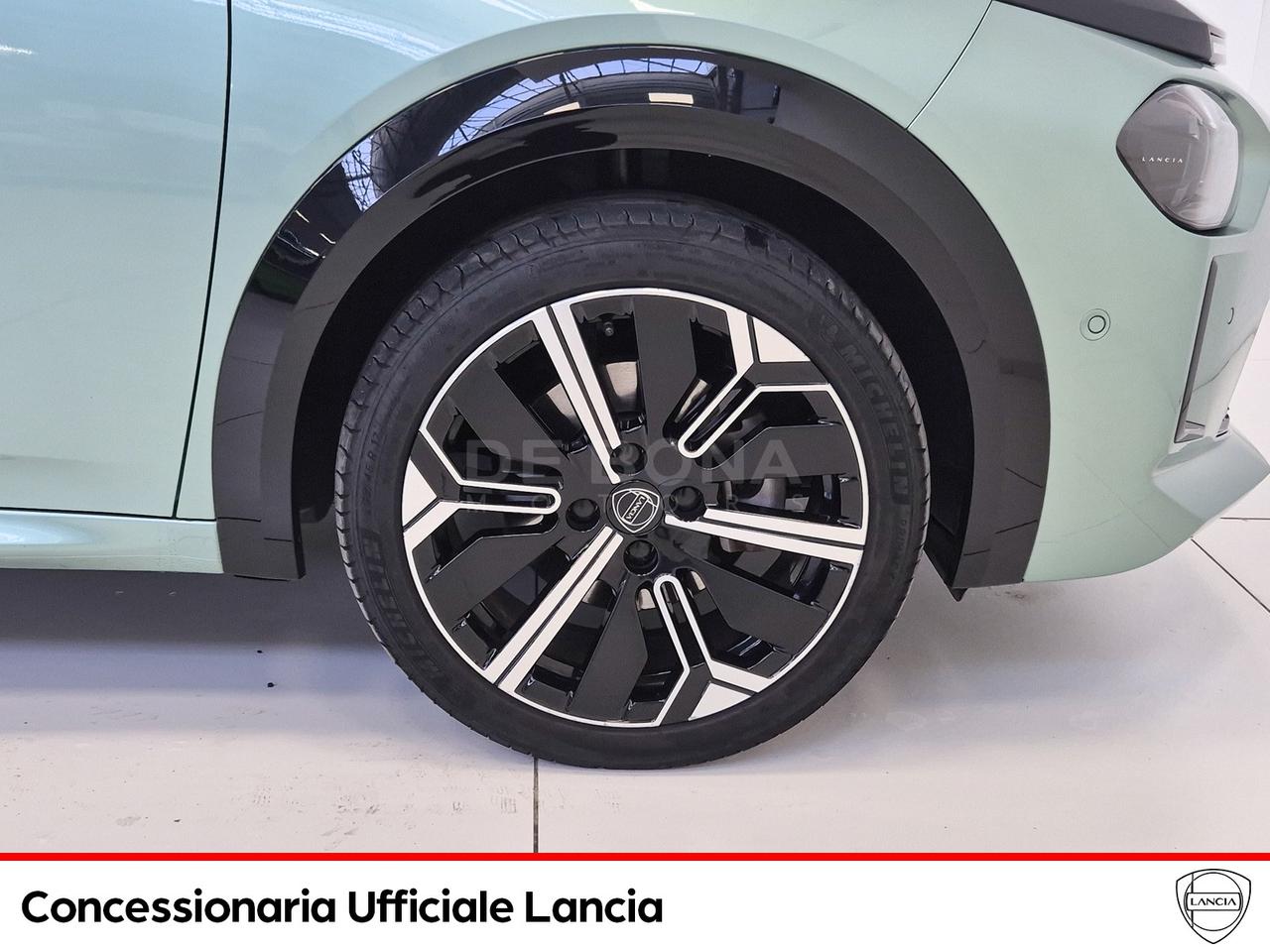 Lancia Ypsilon 1.2 mhev edizione cassina e-dct